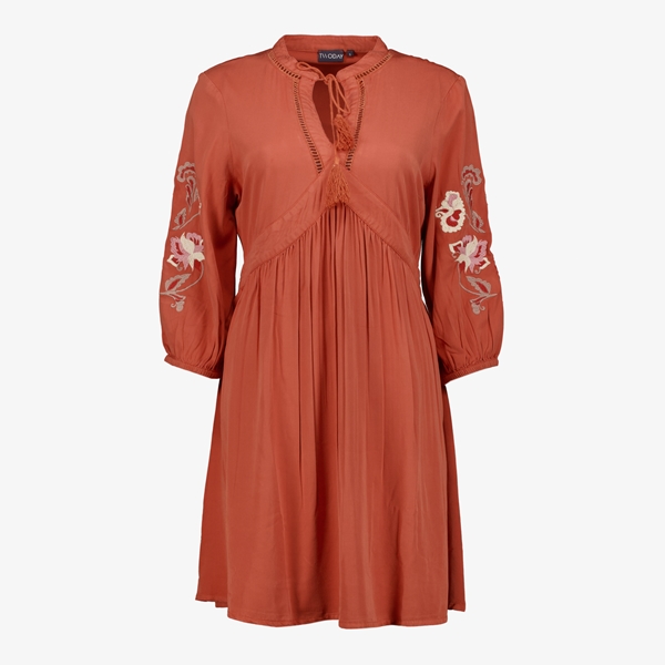 TwoDay dames jurk met geborduurde mouwen oranje 1
