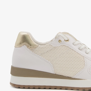 Nova dames sneakers met gouden metallic details