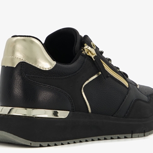 Blue Box dames sneakers zwart met metallic details