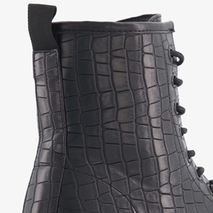 Blue Box dames veterboots met croco print zwart main product image