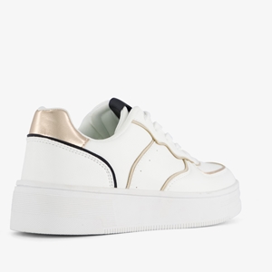 Blue Box dames sneakers wit met gouden details