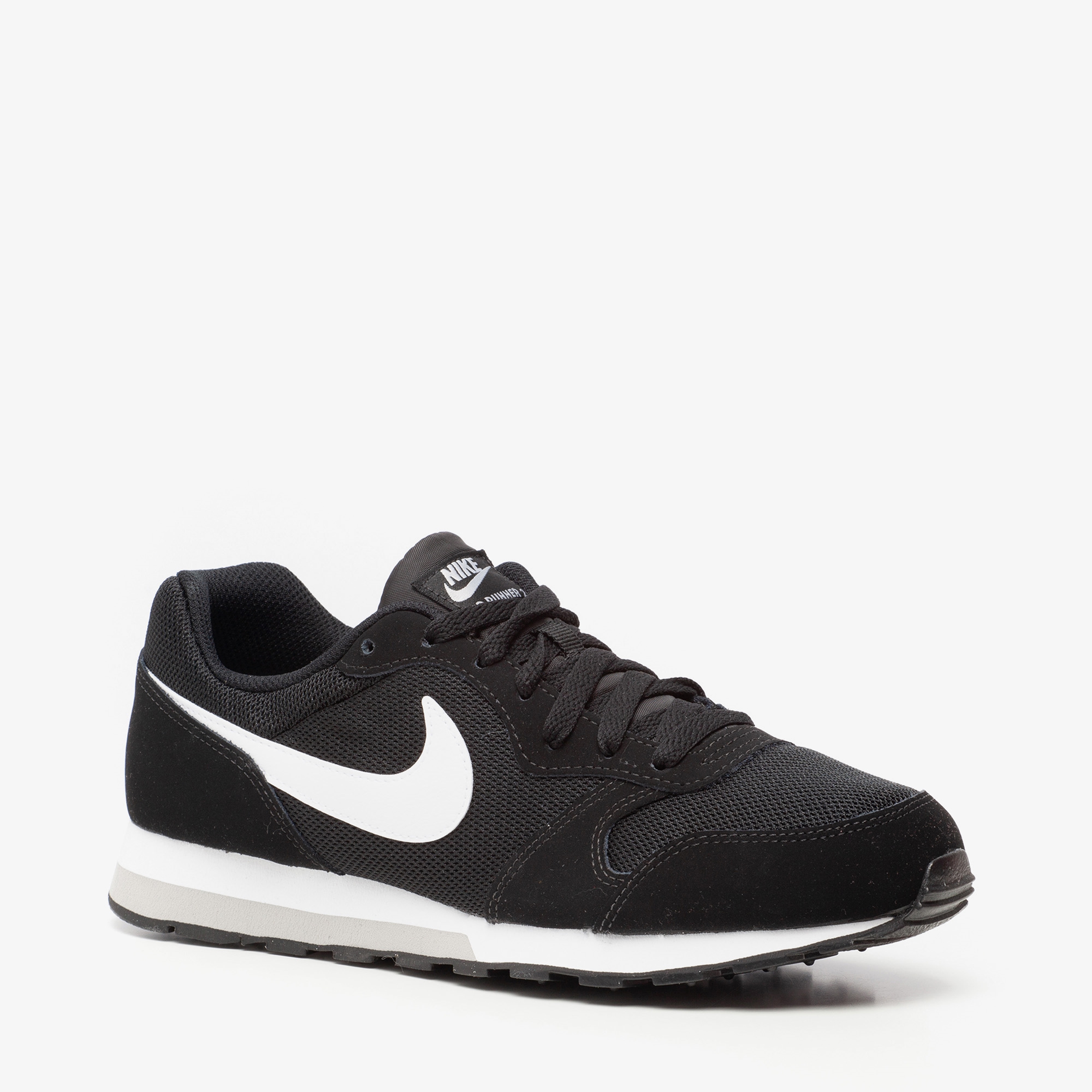 nike sportswear sneakers md runner 2