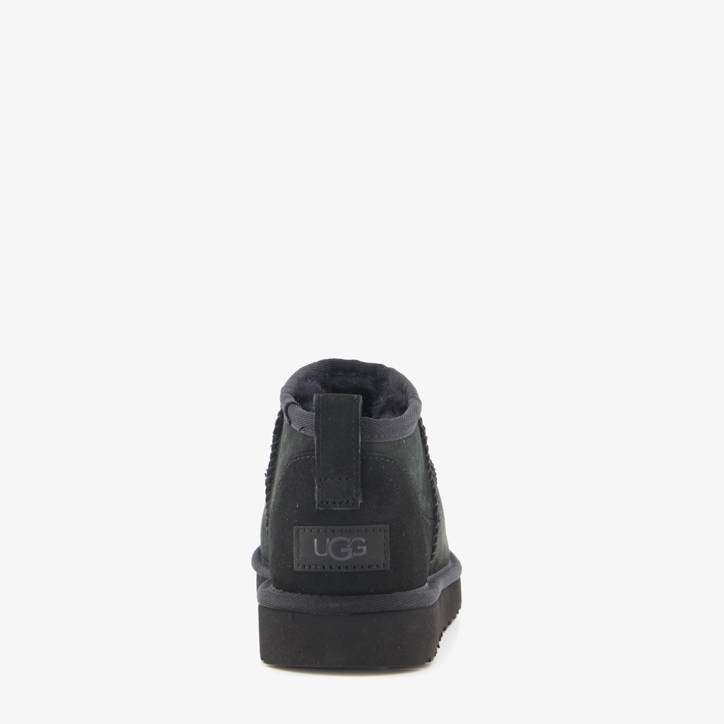 UGG Classic Ultra Mini Suède Enkellaarsjes Zwart Online Bestellen | Scapino